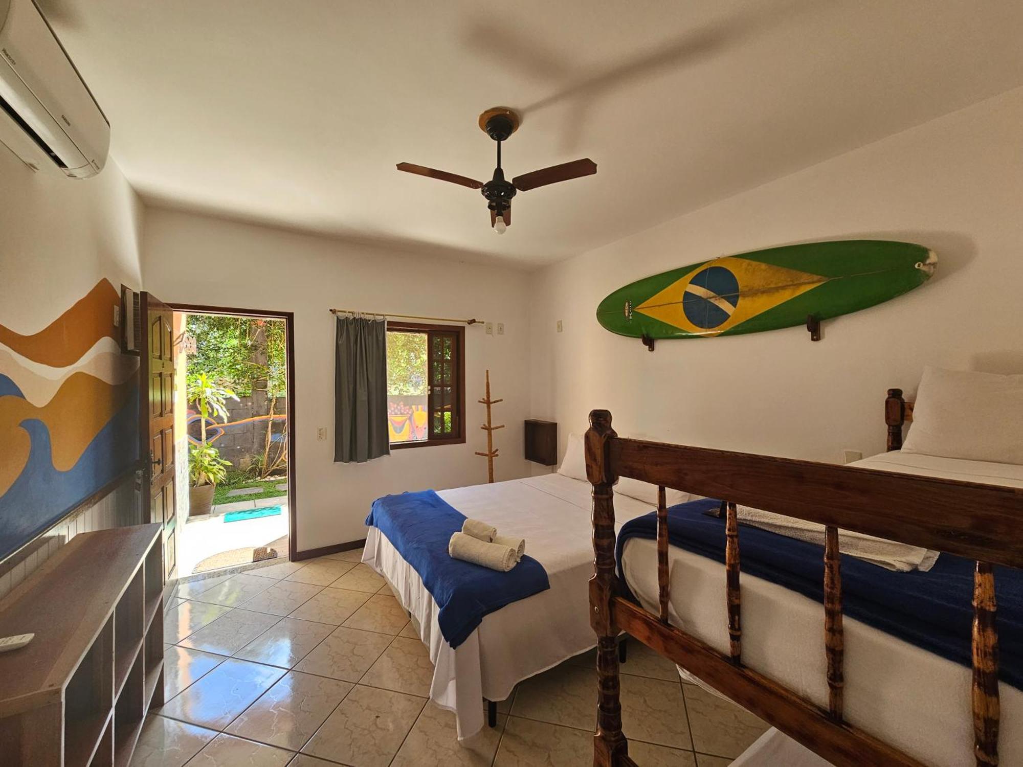 Raio De Sol Pousada & Camping Vila do Abraao Ngoại thất bức ảnh